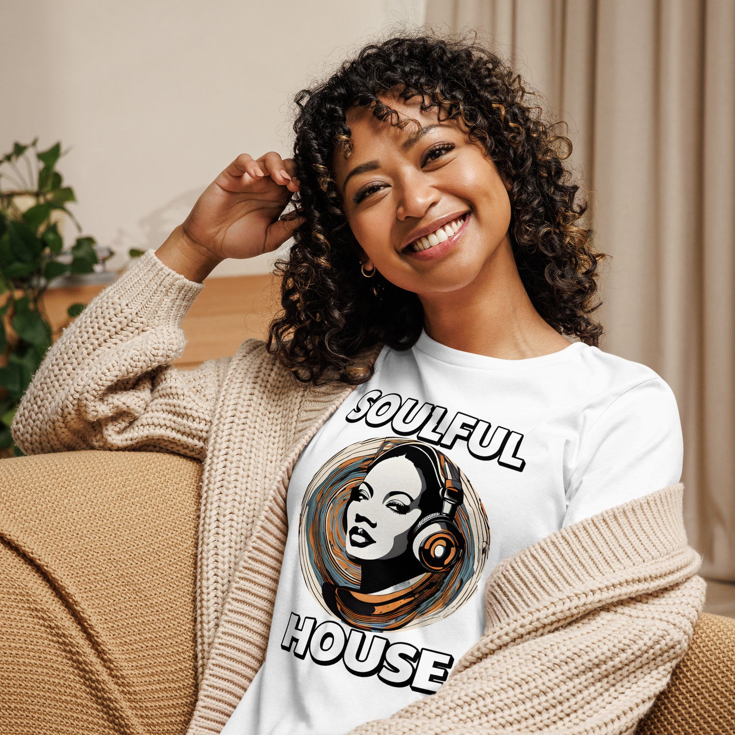 Soulful House Music Collectives Relaxed T-Shirt Women's